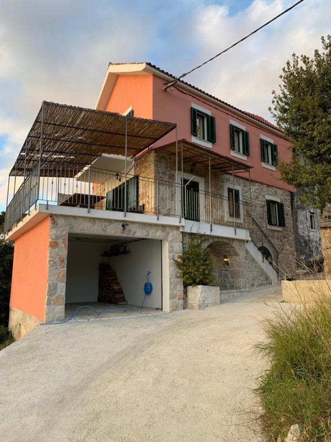Anna Postup Villa